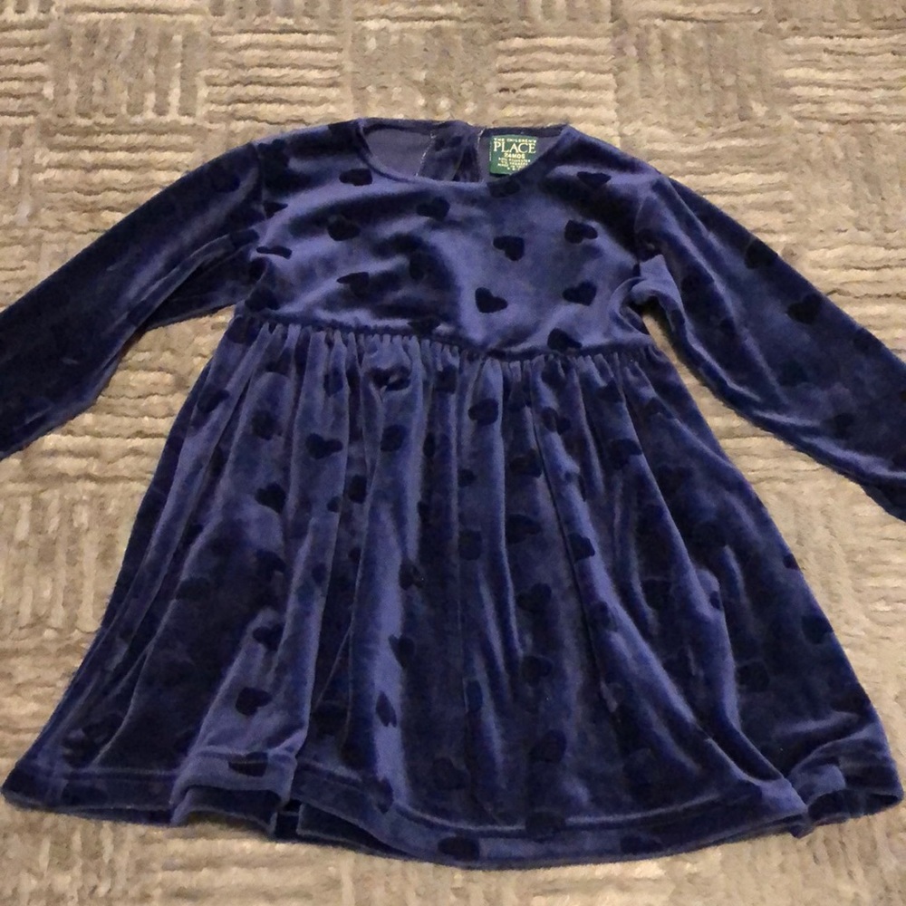 Children’s Place Girl’s soft blue long sleeve dress with hearts size 24 months
